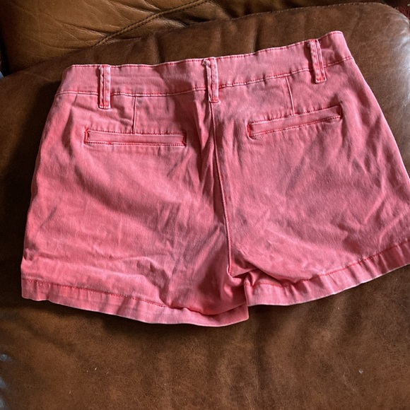 Pink cotton shorts - Picture 2 of 3